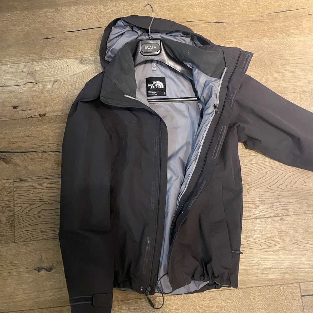 The North Face Jacket - Men’s S/Women’s M